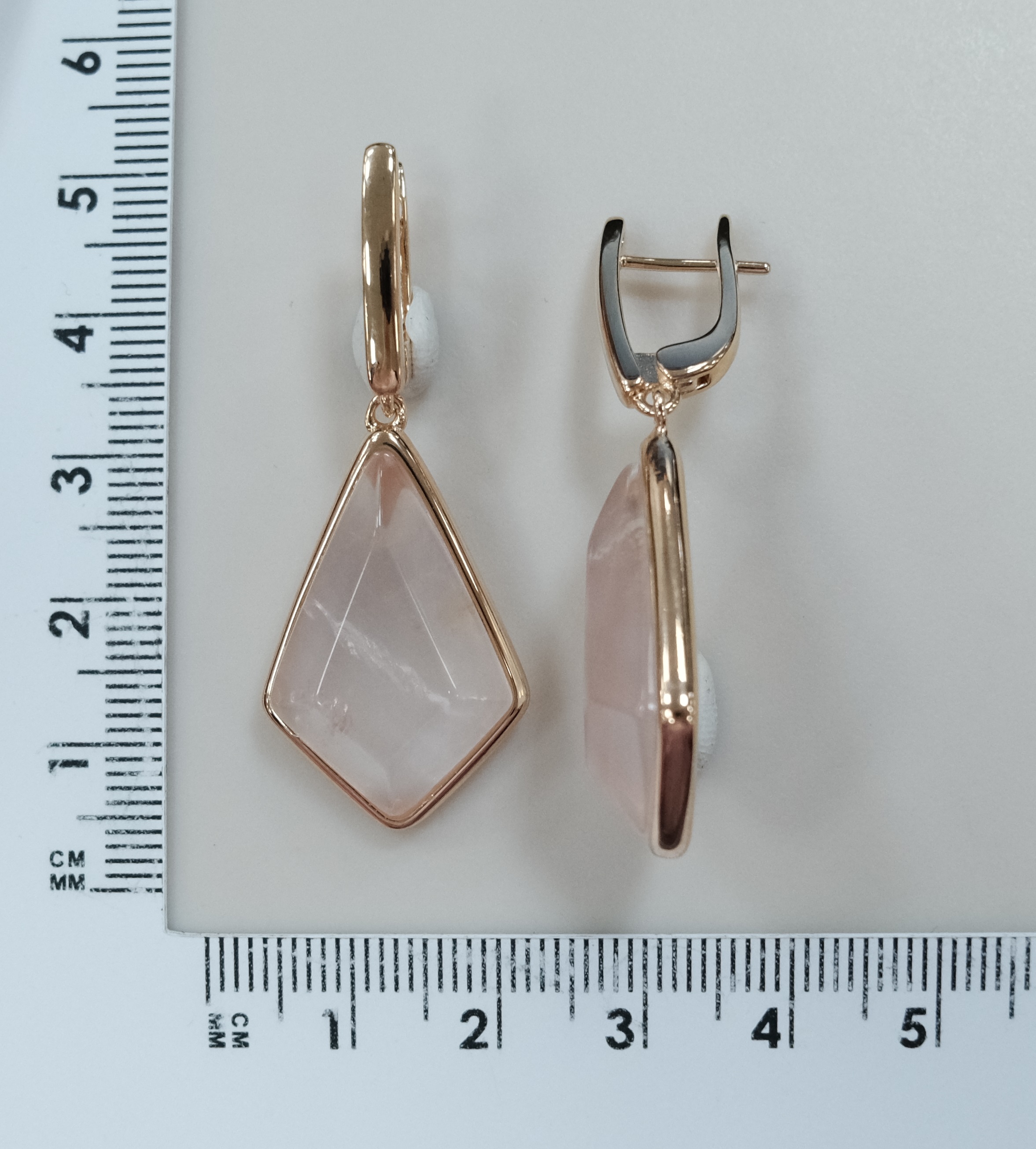 Серебряные серьги с розовым кварцем